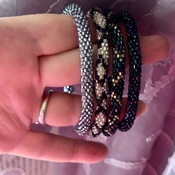 Aid Through Trade Flamingo Set Three Bracelets NWT + 4 Just Added Silver/Black - Picture 8 of 9